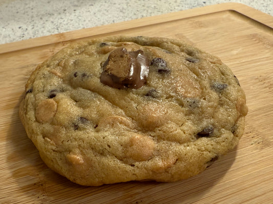 Chocolate Loves Peanut Butter